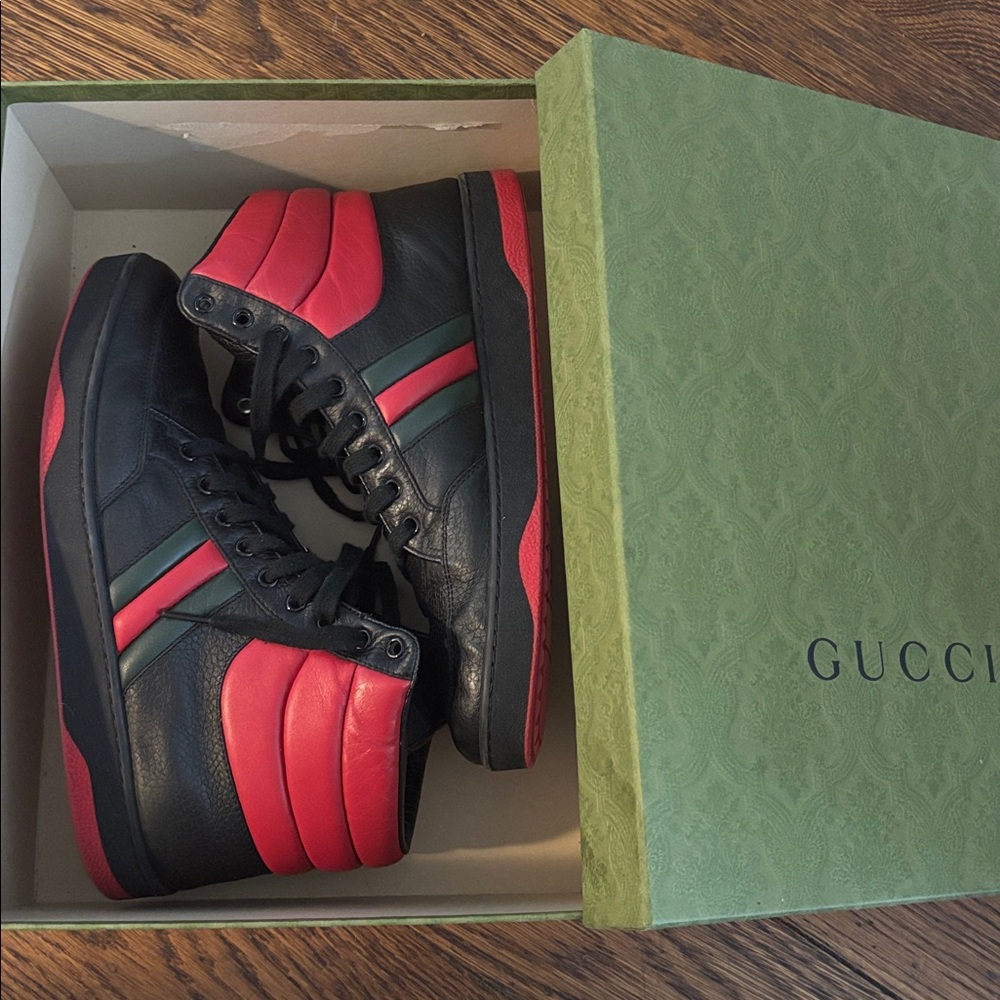 Gucci Black and Red classic High-Top leather (men’s)